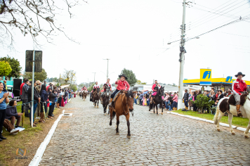 Foto - Desfile Cívico Farroupilha 2025
