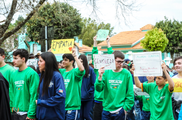 Foto - Desfile Cívico Farroupilha 2025