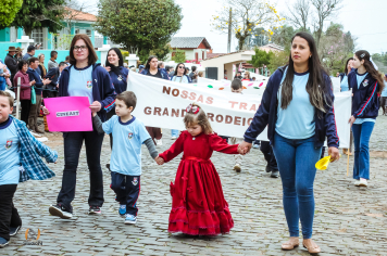 Foto - Desfile Cívico Farroupilha 2025