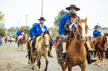 Foto - Desfile Cívico Farroupilha 2025