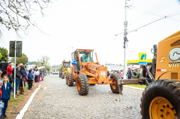 Foto - Desfile Cívico Farroupilha 2025