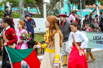 Foto - Desfile Cívico Farroupilha 2025