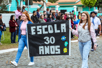 Foto - Desfile Cívico Farroupilha 2025
