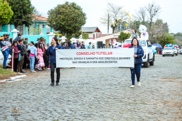 Foto - Desfile Cívico Farroupilha 2025