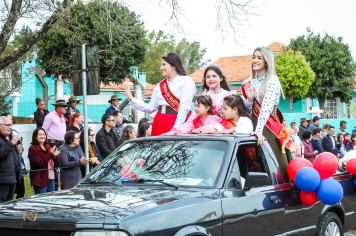 Foto - Desfile Cívico Farroupilha 2025