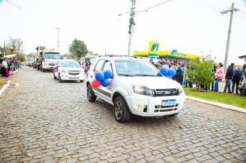 Foto - Desfile Cívico Farroupilha 2025