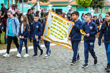 Foto - Desfile Cívico Farroupilha 2025
