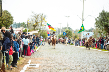 Foto - Desfile Cívico Farroupilha 2025