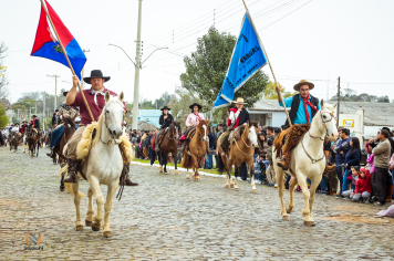 Foto - Desfile Cívico Farroupilha 2025