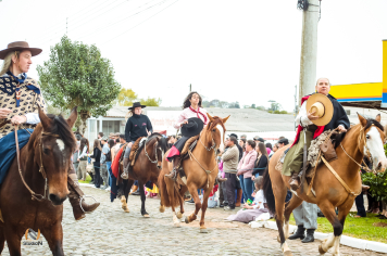 Foto - Desfile Cívico Farroupilha 2025