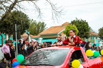 Foto - Desfile Cívico Farroupilha 2025