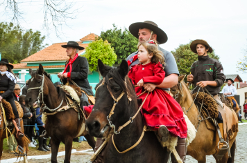Foto - Desfile Cívico Farroupilha 2025