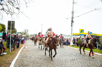 Foto - Desfile Cívico Farroupilha 2025