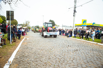 Foto - Desfile Cívico Farroupilha 2025