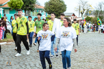 Foto - Desfile Cívico Farroupilha 2025