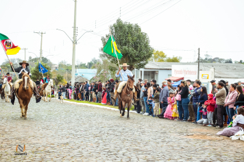 Foto - Desfile Cívico Farroupilha 2025