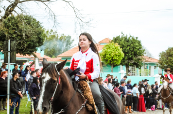 Foto - Desfile Cívico Farroupilha 2025